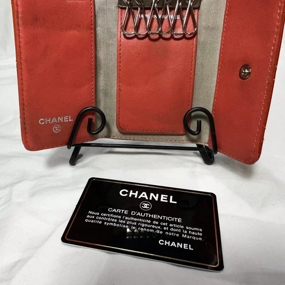 Chanel Matelasse Patent Orange Leather 6 Ring Key Case Card Holder with COA card - Picture 3 of 7